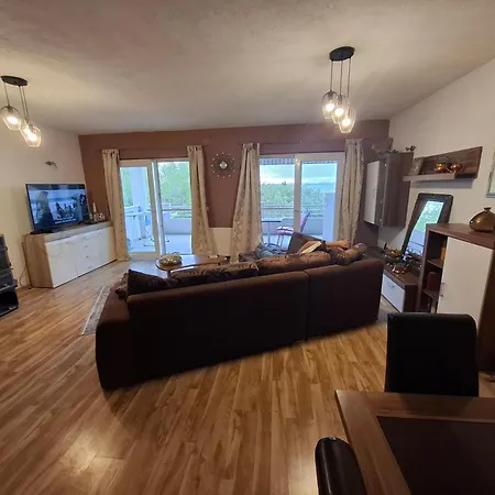 Aldeamento Turístico Lu-ka Pakoštane