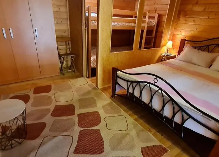 Lu-ka 홀리데이파크 *