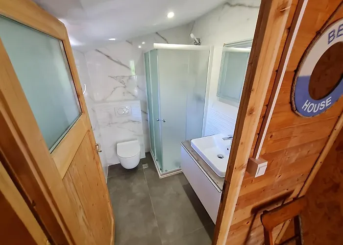 홀리데이파크 Lu-ka 파코스탄