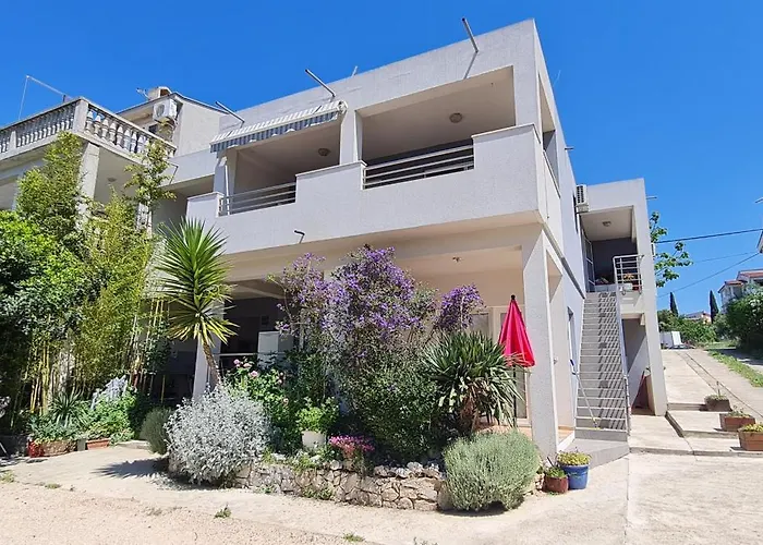 Lu-ka 홀리데이파크 파코스탄