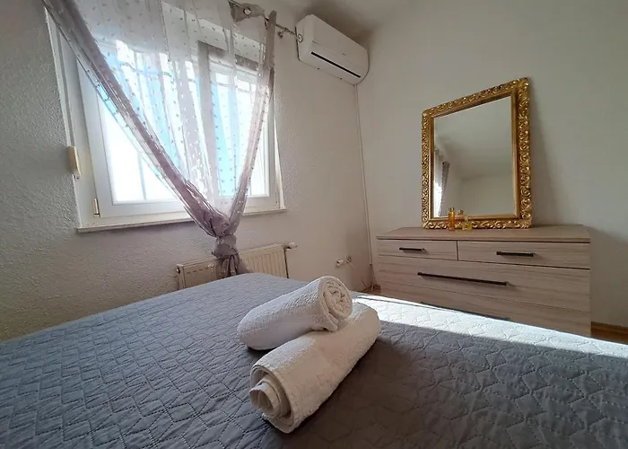 홀리데이파크 Lu-ka 파코스탄