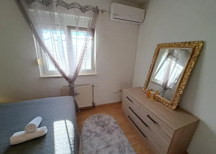 Lu-ka 홀리데이파크 *