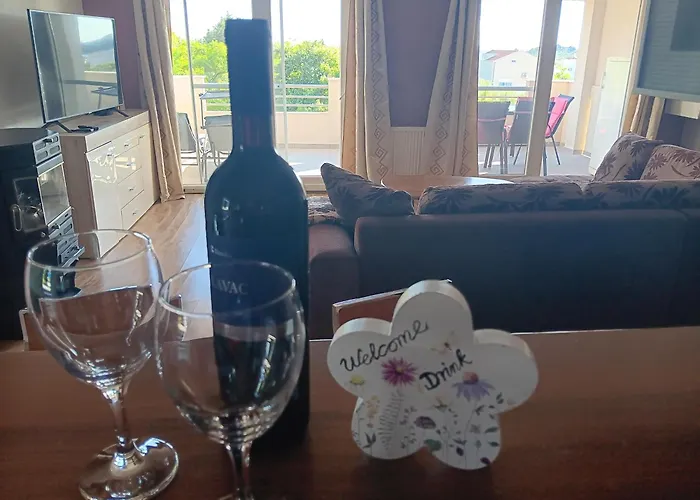 Lu-ka 홀리데이파크 *