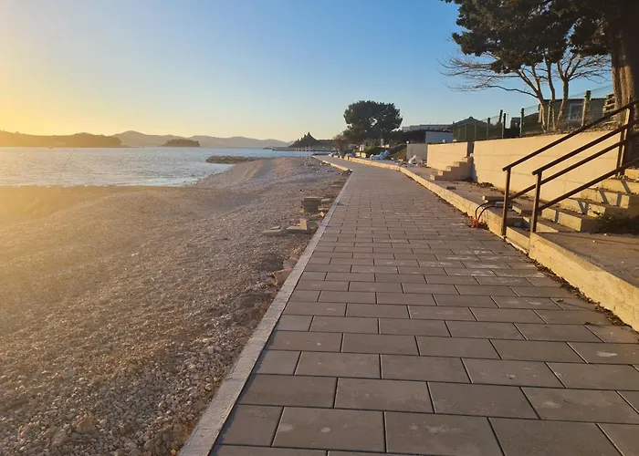 Lu-ka 홀리데이파크