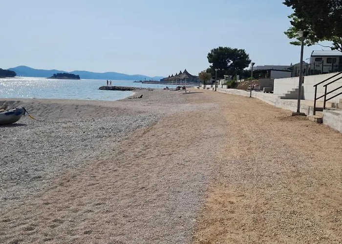 Lu-ka Pakoštane
